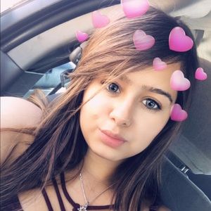 Meet your Posher, April